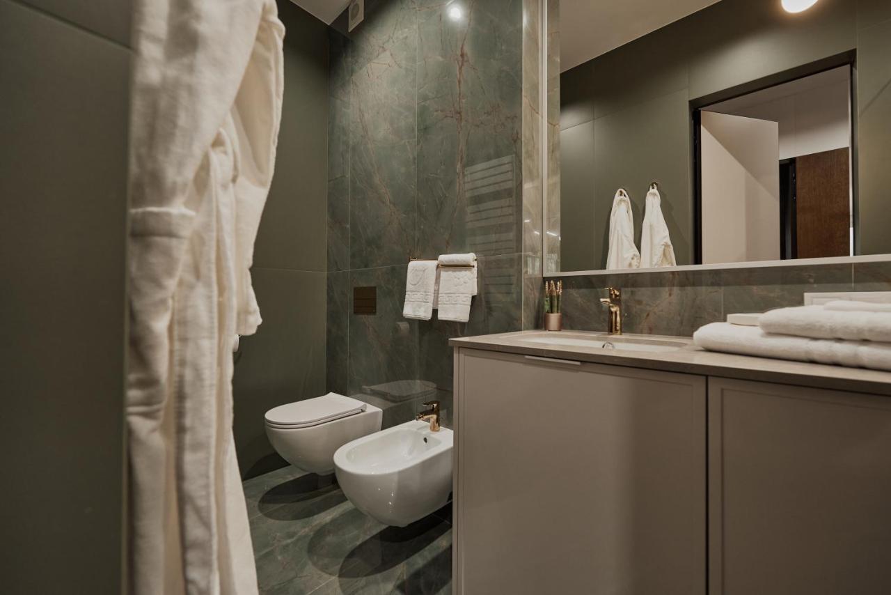 Kostjukowski Apartments Avalon Lviv Eksteriør billede