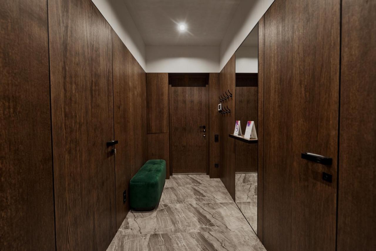 Kostjukowski Apartments Avalon Lviv Eksteriør billede